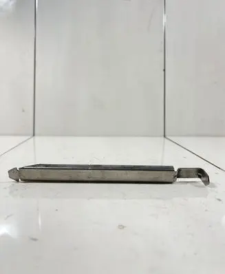 Volvo V50 Headlight/headlamp mounting bracket