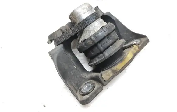 Volvo S90, V90 Engine mount bracket 31330589
