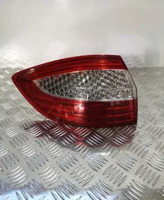 Ford Mondeo MK IV Rear/tail lights 7S7113405B