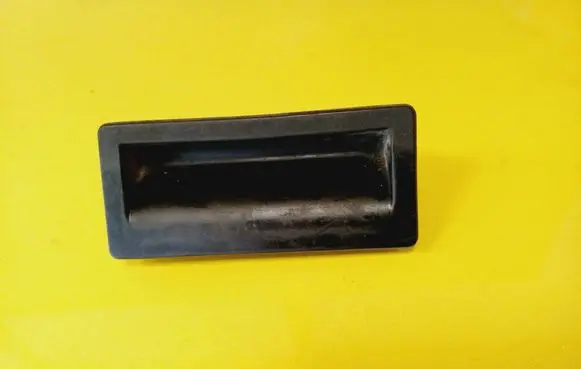 Volkswagen PASSAT B6 Tailgate/trunk/boot exterior handle 5N0827566