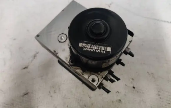 Volkswagen Transporter - Caravelle T5 ABS Pump 7H0907379G 10092503193 7H0614111G