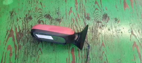 Nissan Primera Front door electric wing mirror