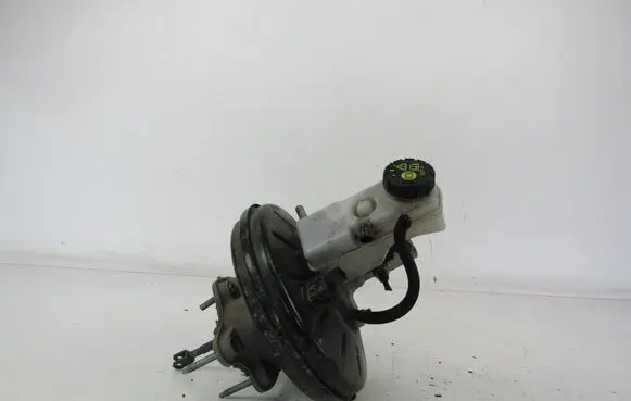 Renault Clio I Brake booster 