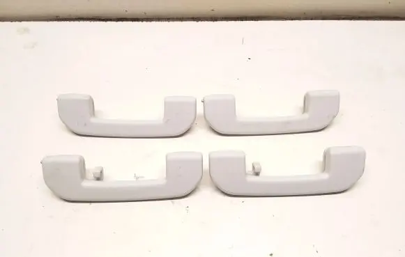 Peugeot 508 A set of handles for the ceiling 
