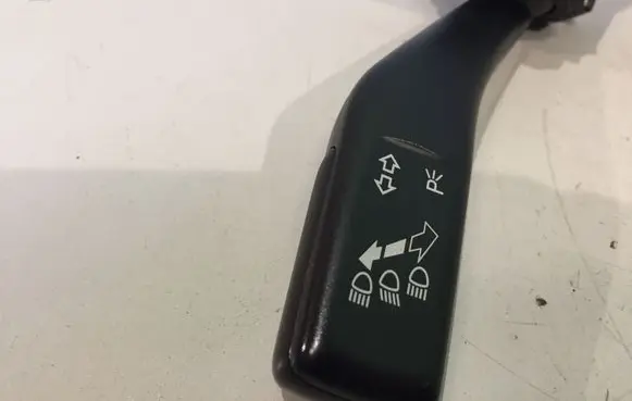 Volkswagen Tiguan Indicator stalk 1KO953513E 1KO953513
