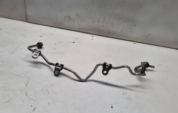 Mercedes-Benz CLS C219 Fuel line pipe