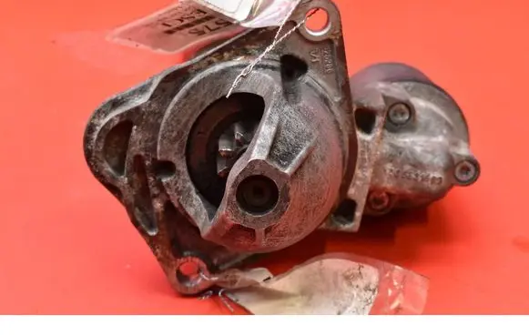 Opel Meriva B Starter motor 55578921
