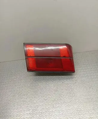BMW 5 E34 Tailgate rear/tail lights 3769R23 SAER87 TR2200T