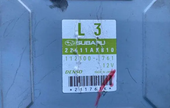 Subaru Legacy Engine control unit/module 22611AK810