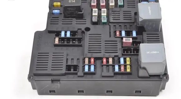 Volvo XC90 Fuse box set 32359984