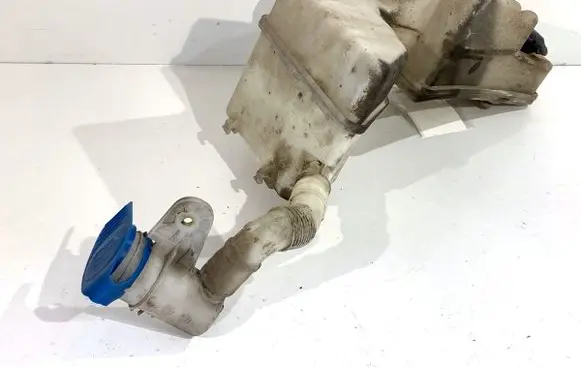 Volkswagen Touran I Windshield washer fluid reservoir/tank 1T0955453C