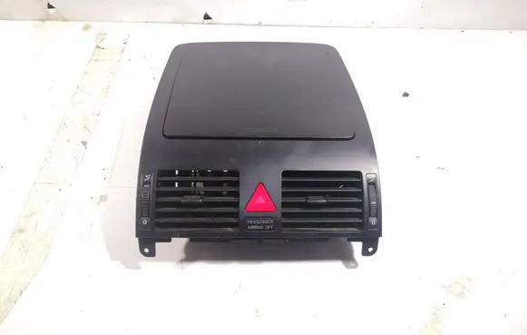 Volkswagen Touran I Front trunk storage compartment 1T1857921B 1T1819728B
