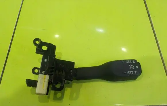 Toyota Avensis T270 Other switches/knobs/shifts 