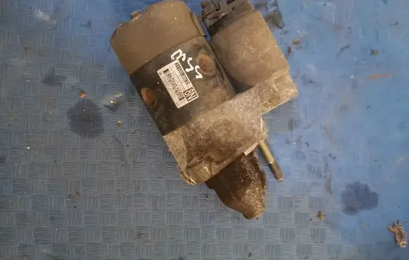 Suzuki Swift I Starter motor 3110086G00