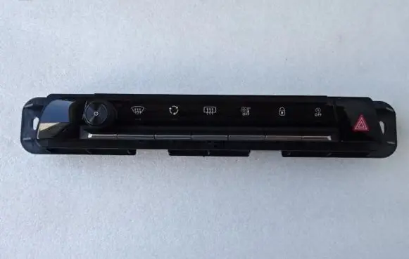 Citroen C5 Aircross Climate control unit 9828018177