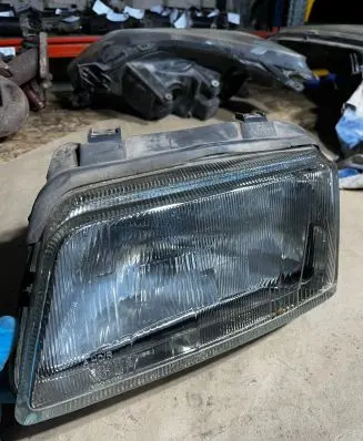 Audi A4 S4 B5 8D Headlight/headlamp 8D0941029B 1307022194
