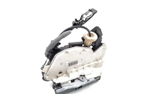 Volkswagen Sharan Front door lock 5K2837015D