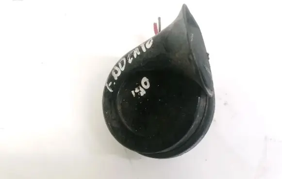 Volkswagen PASSAT B6 Horn signal e1000209