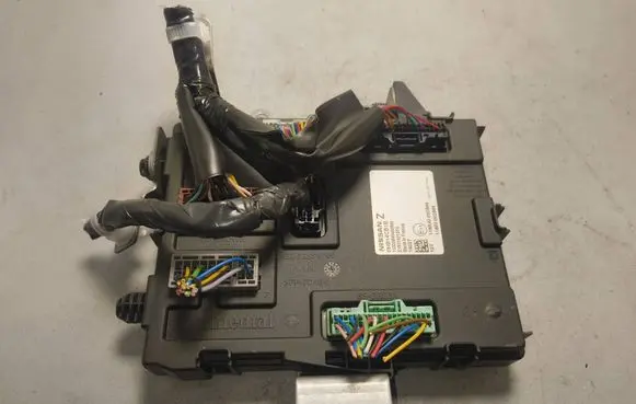 Nissan Qashqai Comfort/convenience module 284B14CB1B S180192107G 116RAI002868
