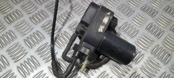 Renault Laguna I Vacuum pump 7700841557 003572