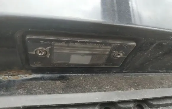 Volkswagen Touareg I Number plate light