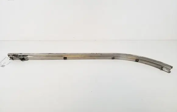 Mercedes-Benz Vito Viano W639 Sliding door middle roller runner A6397661237