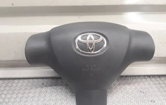 Toyota Aygo AB10 Steering wheel airbag 
