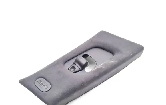 (B) pillar trim (top)