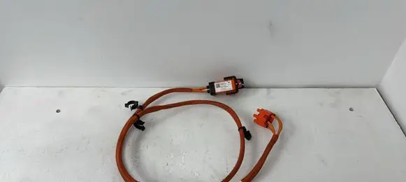 Tesla Model 3 Electric car charging cable 1509395-10-b