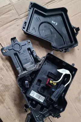 Peugeot 408 P54 Trunk lid opening control unit 