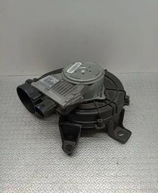 Renault Twingo III Heater fan/blower 290924880R A4535000600 T663185