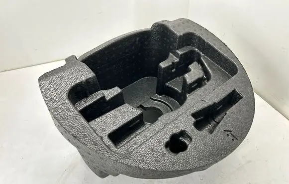 Maserati Ghibli Tool box 670004535