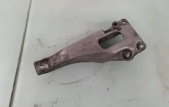 BMW 7 E38 Engine mounting bracket 1095502 22111095502 22111092559