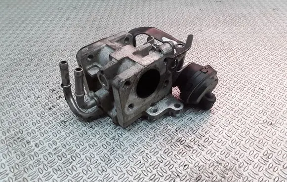 Seat Toledo III (5P) Engine shut-off valve 03G131063E
