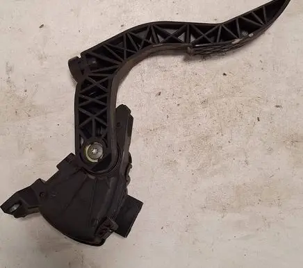 Audi A4 S4 B7 8E 8H Accelerator throttle pedal 6PV00837600 8E1723523F