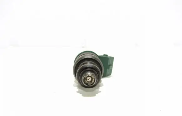 Audi A3 S3 8L Fuel injector 037906031AA