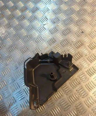 Mercedes-Benz C W204 Handbrake trim A2046891308