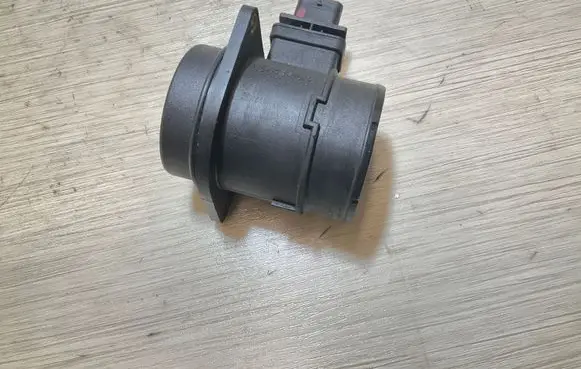 KIA Sportage Mass air flow meter 9021050002 281642A500