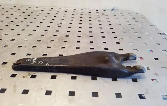 Renault Scenic I Clutch release arm fork 