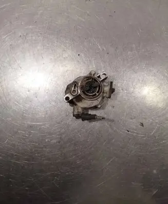 Vacuum pump