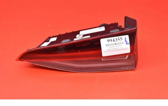 Skoda Octavia 985 Rear/tail lights 5E7945308A