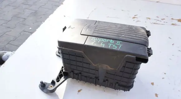 Battery box tray
