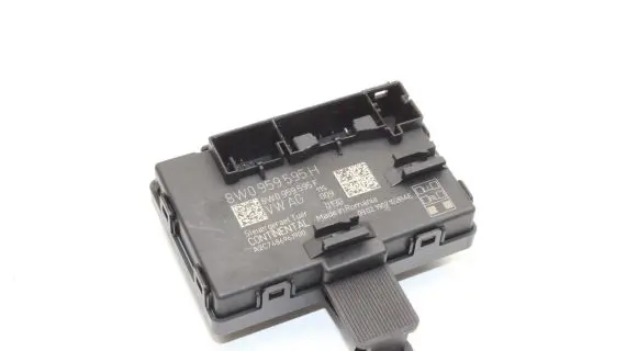 Audi A4 S4 B9 8W Door control unit/module 8W0959595H