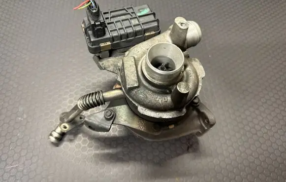 Citroen C5 Turbo 4U3Q6K682BL 72334013