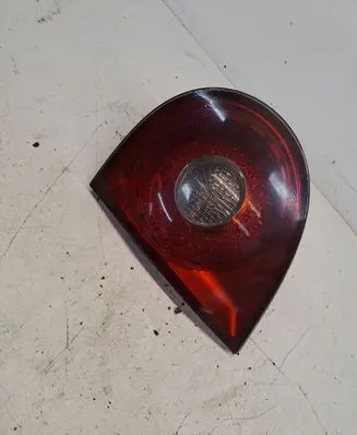 Volkswagen Golf V Tailgate rear/tail lights 4VFX15500AA