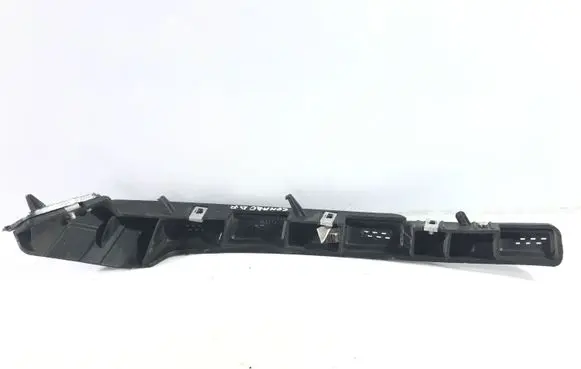 Chevrolet Camaro Front bumper mounting bracket 84140556
