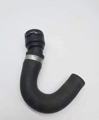 BMW X5 E70 Engine coolant pipe/hose 8377702