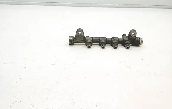 Opel Insignia A Fuel main line pipe 55576177 0445214221