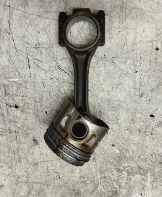 Piston with connecting rod