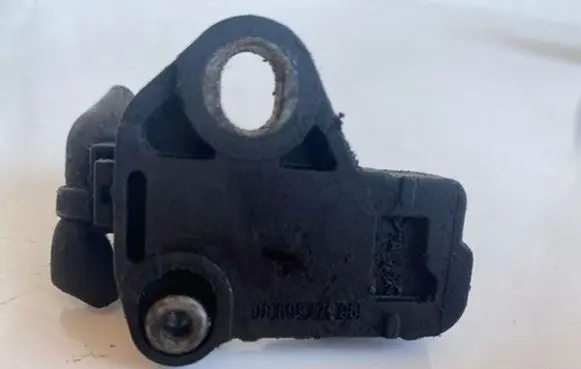Peugeot 407 Crankshaft speed sensor 9637466980